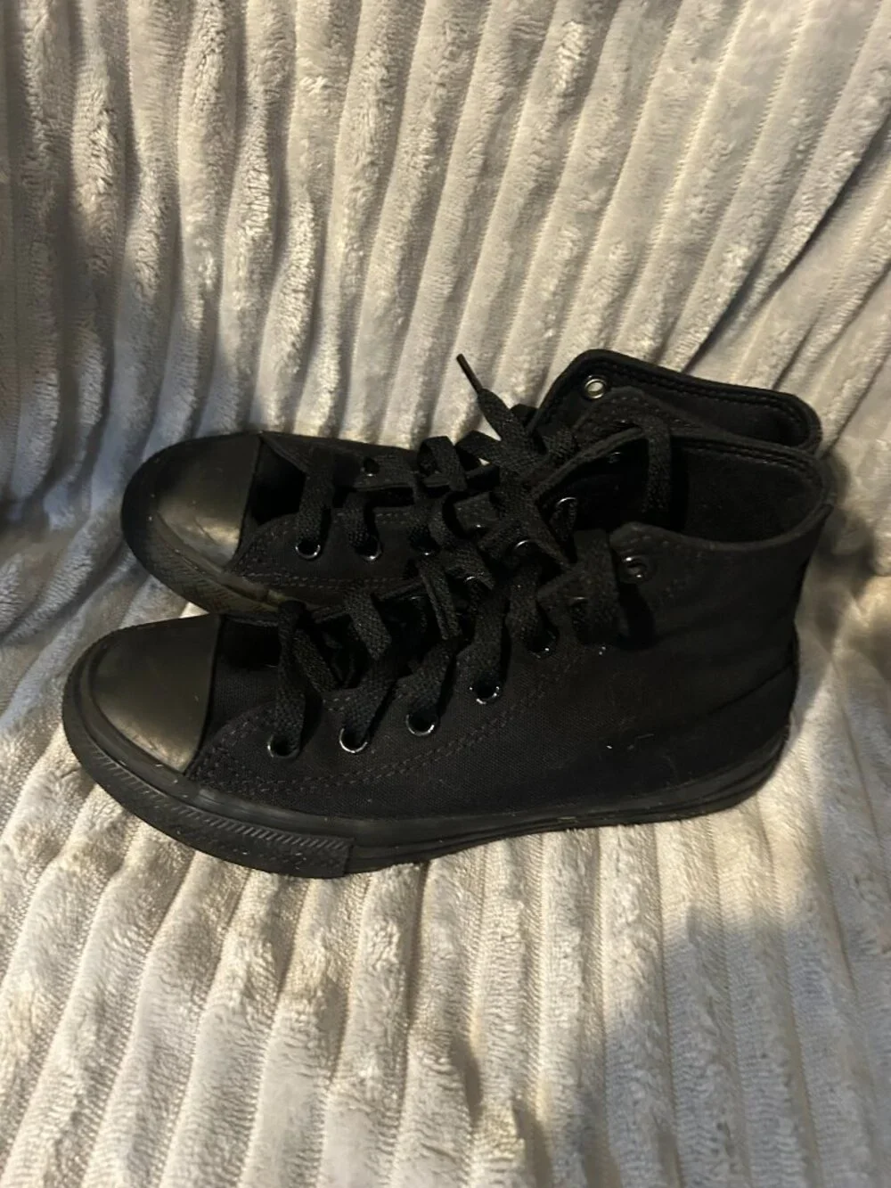 Youth Converse
